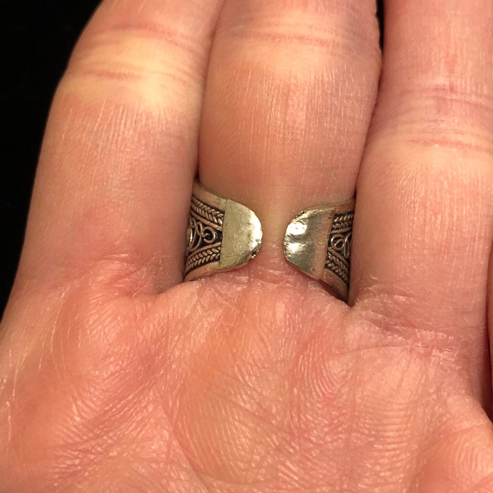 Vintage Intricate Silver Tone Filigree Cuff Ring - Picture 3 of 11